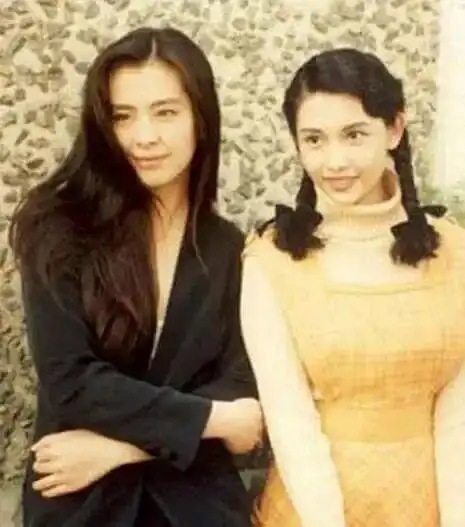 邱淑贞女儿美貌遗传_中国女明星邱淑贞_邱淑贞二女儿沈日